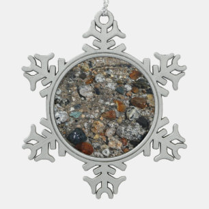 Granitsteine im Tenaya Lake im Yosemite Schneeflocken Zinn-Ornament