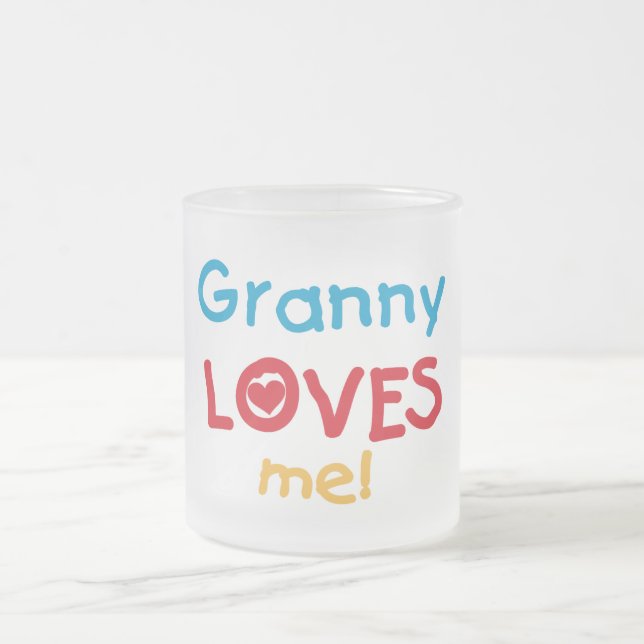 Granny Lieben Me Tshirts und Geschenke Mattglastasse (Mittel)