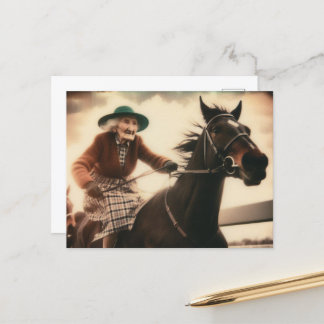 Granny und ihr Rennpferd Postkarte