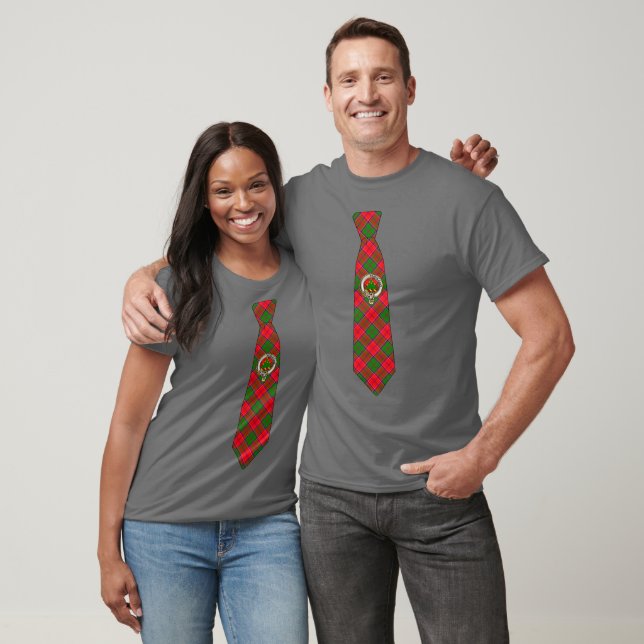 Grant Scottish Badge & Tartan Necktie T-Shirt (Unisex)