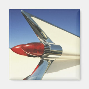 Graphic: Nah-up of fin and taillight on Magnet