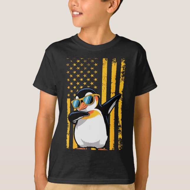 Graphic Penguin Retro American Flag Funny Penguin  T-Shirt (Vorderseite)