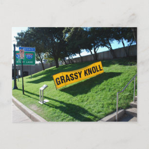 Grassy Knoll an der Dealey Plaza Postkarte