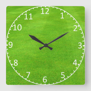 Grassy Lawn Background Clock Quadratische Wanduhr