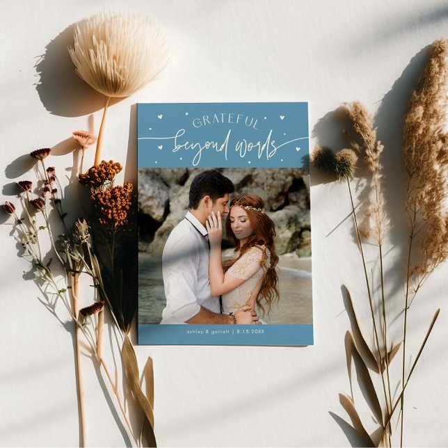Grateful Beyond Words Wedding Photo Denim Blue Dankeskarte (Von Creator hochgeladen)