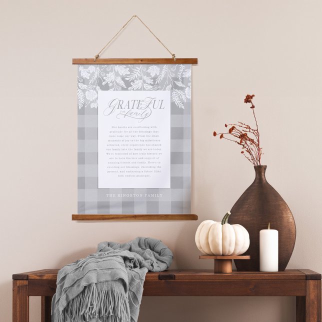 Grateful for Family Message Fall Foliage Plaid Wandteppich Mit Holzrahmen (Grateful for Family Message Fall Foliage Plaid Hanging Tapestry)