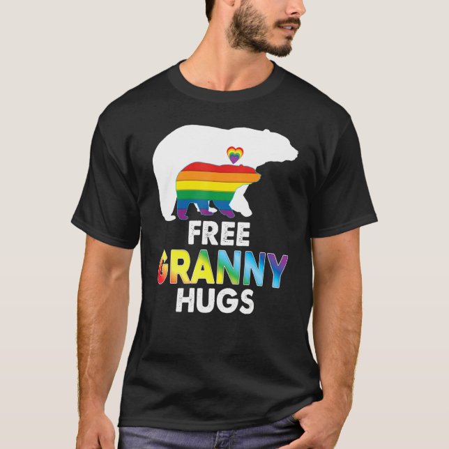 Gratis Granny Hugs Rainbow Bear Lgbt Pride Gay Les T-Shirt (Vorderseite)