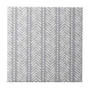 Grau gezeichnetes Chevron-Muster Fliese