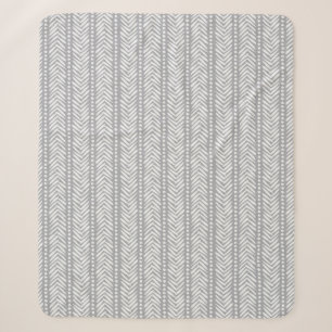Grau gezeichnetes Chevron-Muster Sherpadecke