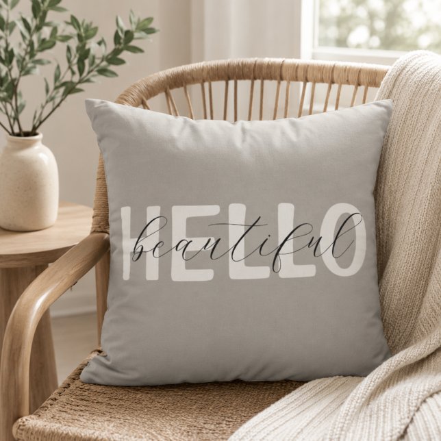 Grau "Hello Beautiful" Personalisiert Kissen (Von Creator hochgeladen)
