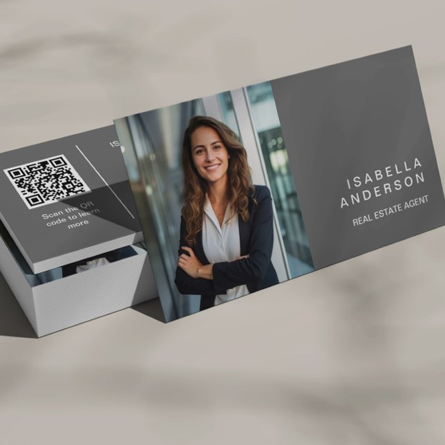 Grau Modern Real Anwesen Berufliches Foto QR-Code Visitenkarte (Von Creator hochgeladen)