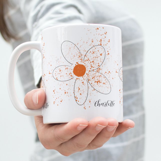 Grau orange moderne Blumenschrift weiß Kaffeetasse (Von Creator hochgeladen)
