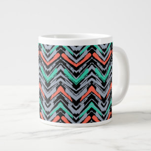 Grau, Türkis und Korallen Handgezeichnetes Chevron Jumbo-Tasse
