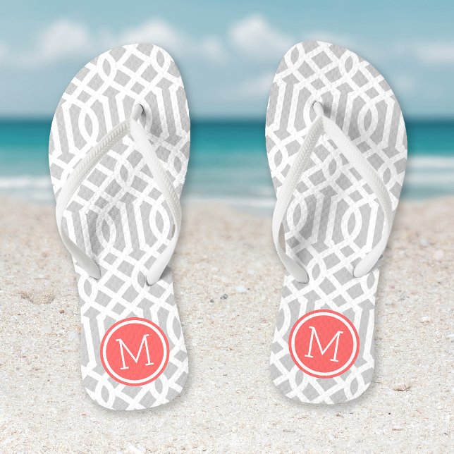 Grau und Coral Trellis Monogram Flip Flops (Von Creator hochgeladen)
