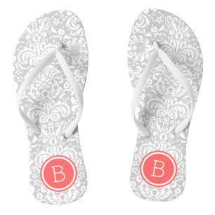 Grau und Korallen Blumen-Damask-Monogramm Flip Flops
