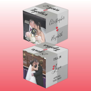 Grau und Rot mit Namen und Foto Jubiläum Würfel