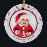 Grau Winter Kardinal Baby Personalisiertes Foto Keramik Ornament<br><div class="desc">Erinnern Sie sich an das erste Weihnachtsfest Ihres Neugeborenen mit diesem personalisierten Ornament aus , grau-rotem Kardinal. Dieser Schmuck ist vollständig anpassbar! Sie können den Text bearbeiten und Ihr eigenes Foto hinzufügen, indem Sie auf "Personalisieren Sie diese Vorlage" klicken. Dieses Weihnachtsvogeldekor hat einen Platz für Sie, um Ihr Baby Foto,...</div>