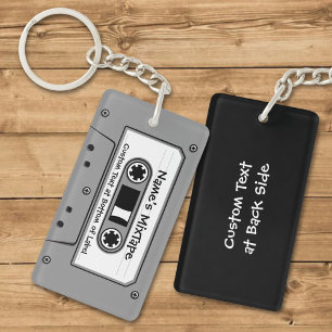 Graue Audiokassette Schlüsselanhänger