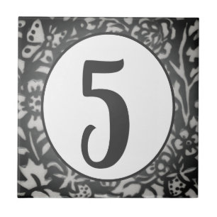 Graue Blütenhäute Butterfly Berry Oval Fliese