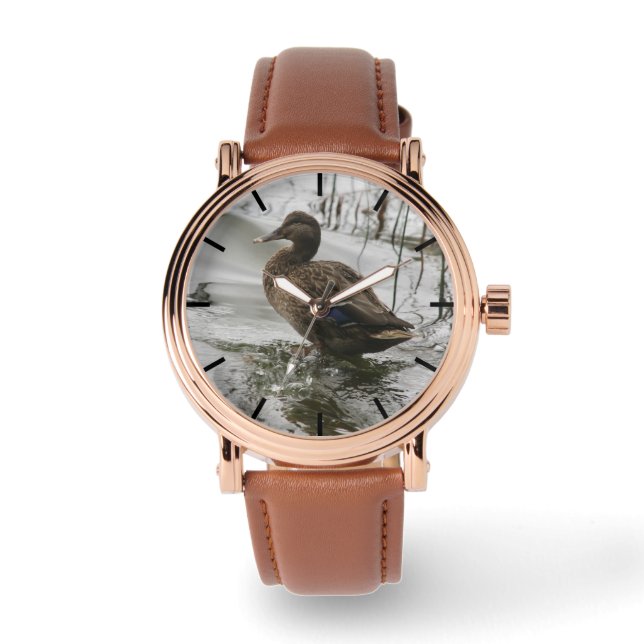 Graue Ente im Dunkeln des Sees Armbanduhr (Vorderseite)