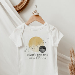 Graue erste Reise um die Sonne Baby Strampler