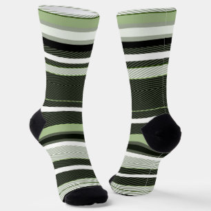 Graue, grüne, weiße Streifen. Socken