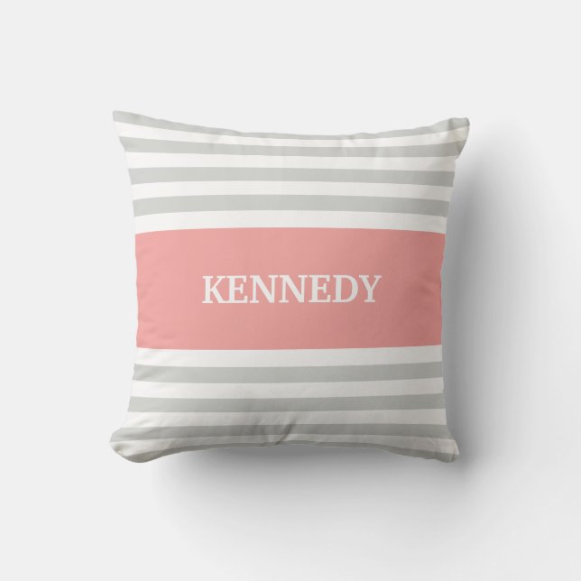 Graue Koralle Stripes Monogramm Kissen (Vorderseite)