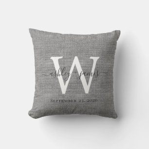 Graue Leinenweiße Monogramm-Hochzeitsandene Kissen