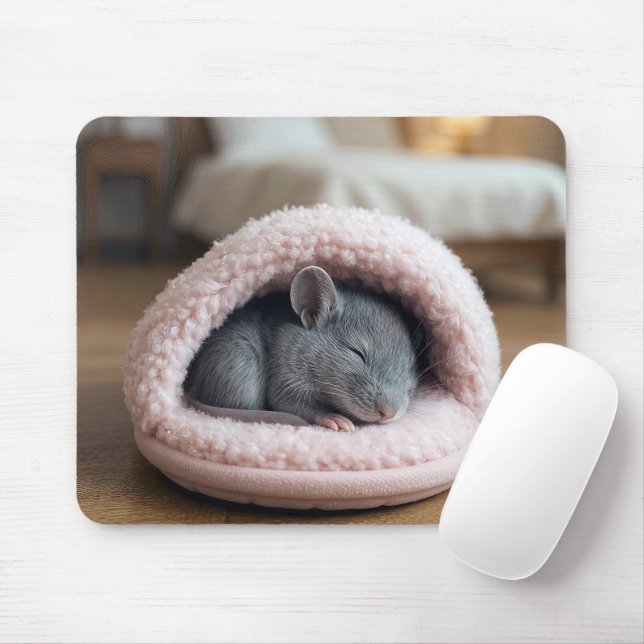 Graue Maus schläft in einem rosa Pantoffel Mousepad (Mit Mouse)