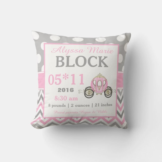 Graue rosa Prinzessin Carriage Baby Announcement Kissen (Vorderseite)