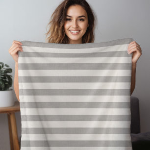 Graue und Elfenbein Streifen Modernes Bauernhaus Fleecedecke
