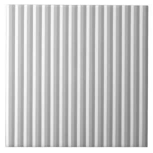 Graue und weiße Streifen. Muster Fliese