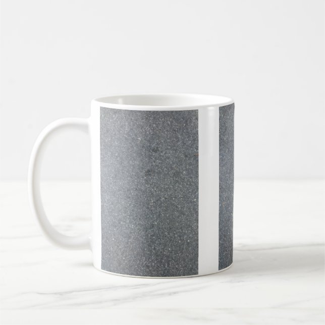 Graue und weiße Tasse (Links)