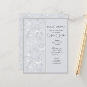 Graue Vögel im grauen Hintergrund