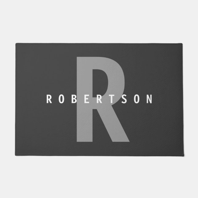Grauer moderner Trendy Monogram Familienname Fußmatte (Vorderseite)