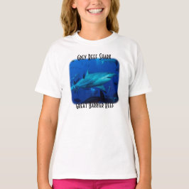 Grauer Riff-Haifisch auf dem Great Barrier Reef T-Shirt