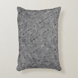 Graues Bild in Rechtecke unterteilt, heller Draht Dekokissen