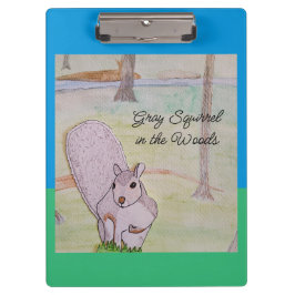 Graues Eichhörnchen im Wald Klemmbrett