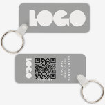 Graues Firmenlogo und QR-Code, horizontaler Firmen Schlüsselanhänger<br><div class="desc">Personalisierte,  leicht und wasserdicht gestaltete Logo-Schlüsselanhänger mit minimalem Design. Fügen Sie Ihre URL hinzu,  um QR-Code,  Logo und Text zu erstellen.</div>