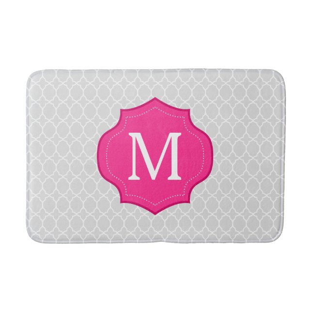 Graues Gitter-Muster-Pink-Monogramm Badematte (Vorderseite)