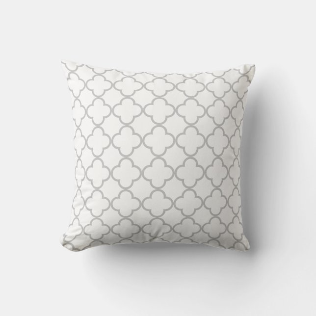 Graues Quatrefoil Muster Kissen (Vorderseite)