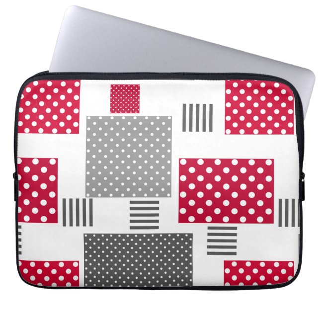 Graues rotes Polka-Dot-Patchwork auf weißem Hinter Laptopschutzhülle (Vorderseite)