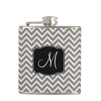 Graues und weißes Zickzack Muster mit Monogramm