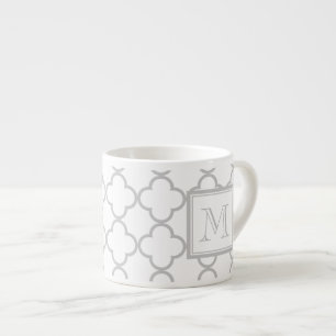 Graues Weiß Quatrefoil   Ihr Monogramm Espressotasse