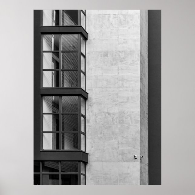GRAUKONKRETES GEBÄUDE MIT GLASFENSTER POSTER (Vorne)
