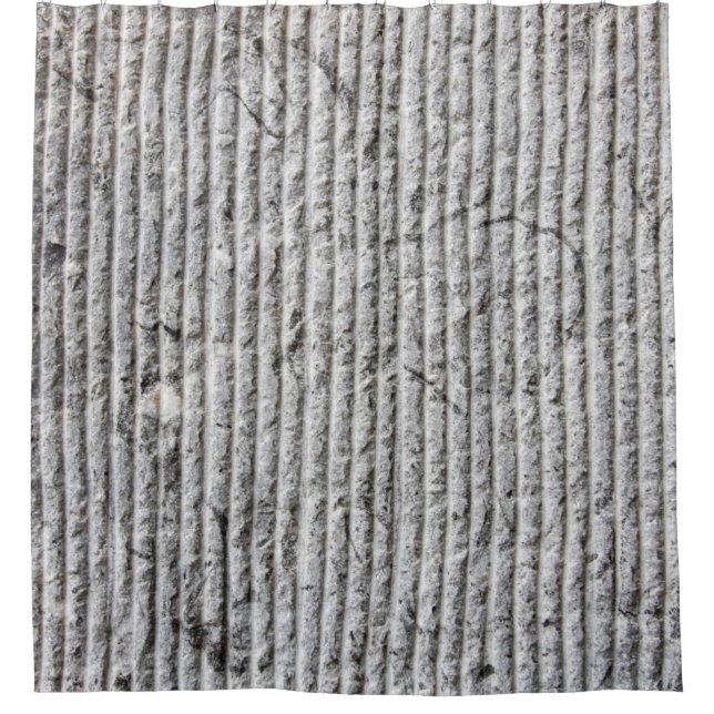 Grausteinfarbene Wandstruktur. Textur der Steinmau Duschvorhang (Vorderseite)