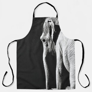 GRAUSTUFENBILD VON ELEFANT SCHÜRZE