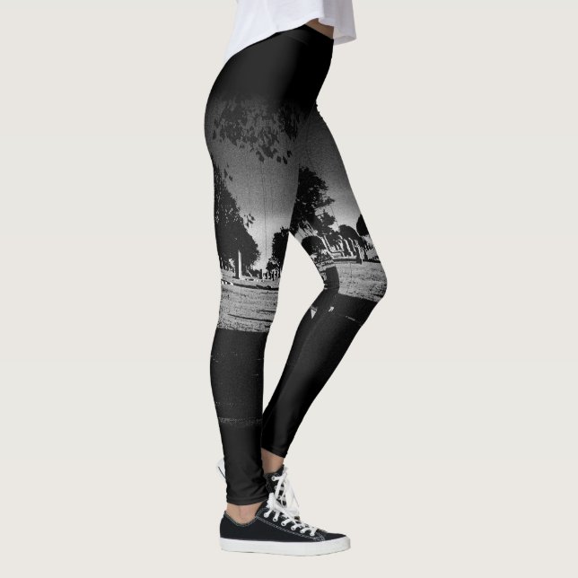 Graveyard Art Leggings (Rechts)