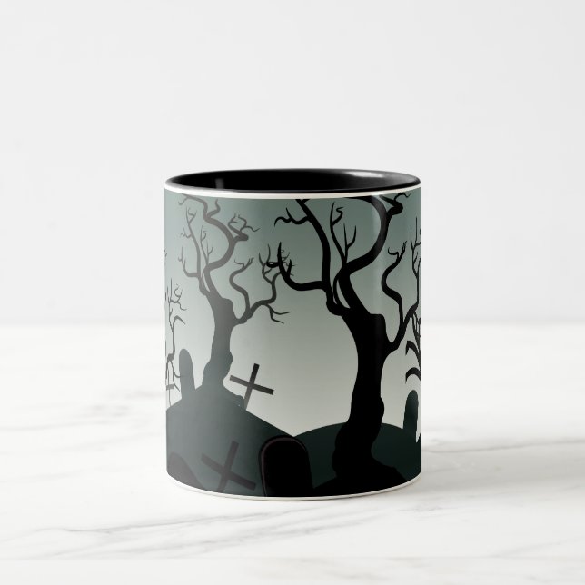 Graveyard Halloween-Tasse Zweifarbige Tasse (Mittel)