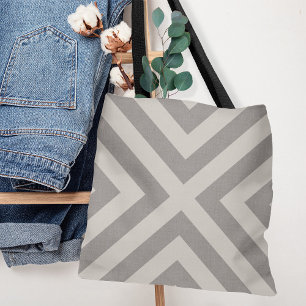 Gray and Ivory Diamond X Modernes Bauernhaus